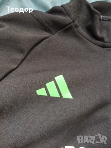 Продавам яке на Байерн Мюнхен. Оригинално е чисто ново е. Струва 80 лв. Номерът е S, снимка 4 - Якета - 52341208