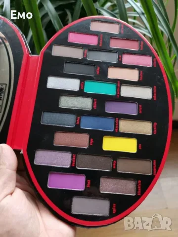 Палитра сенки за очи Fetish 24 цвята Hzs123, снимка 6 - Козметика за лице - 47724900