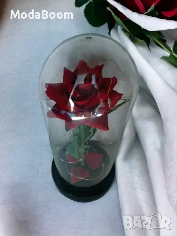 Красива осветена роза в стъкленица с красива подаръчна кутия, снимка 5 - Декорация за дома - 48574388
