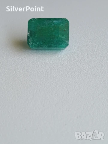 Изумруд голям, снимка 2 - Други - 46543445