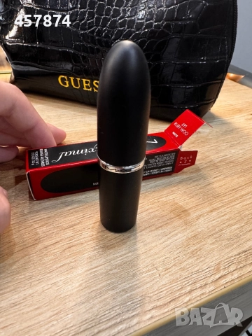 Червилото от MAC Cosmetics , снимка 4 - Козметика за лице - 52137312