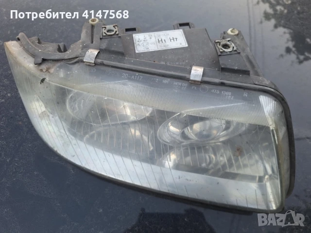 Десен фар за Audi A3, снимка 2 - Части - 51057018
