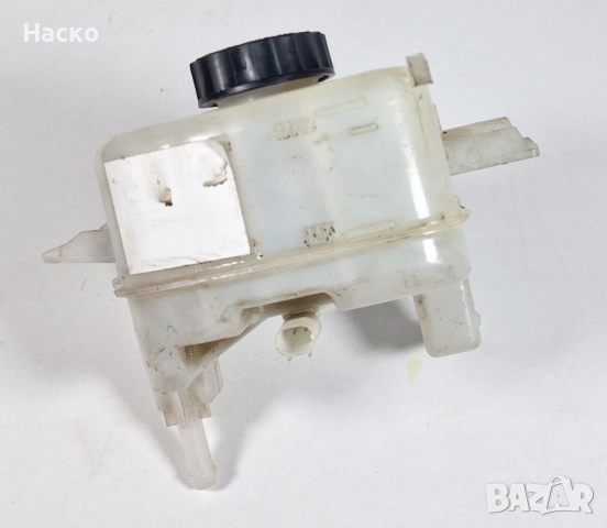 Казанче Спирачна Течност Toyota Yaris P13 Hybrid Тойота Ярис Хибрид П13 2017-2019, снимка 2 - Части - 52907940