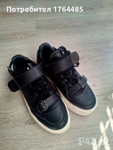 Сникърси Adidas 