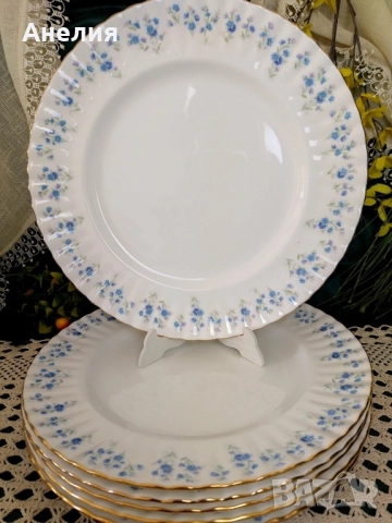 Royal Albert memory lane , снимка 2 - Чинии - 52258685