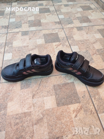 Детски маратонки Адидас 30-ти номер 