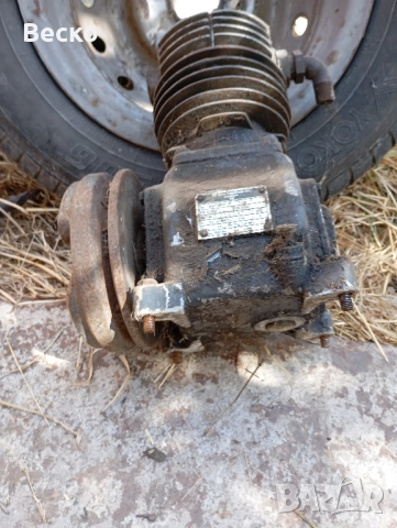 компресор от ИФА, снимка 2 - Части - 51527248