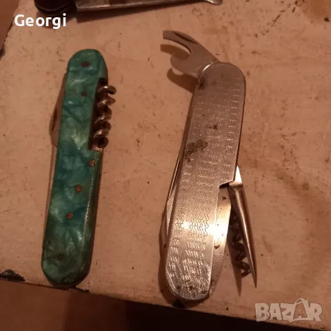 джобни ножове металният е полски Gerlach зеленият български, снимка 2 - Колекции - 49612523