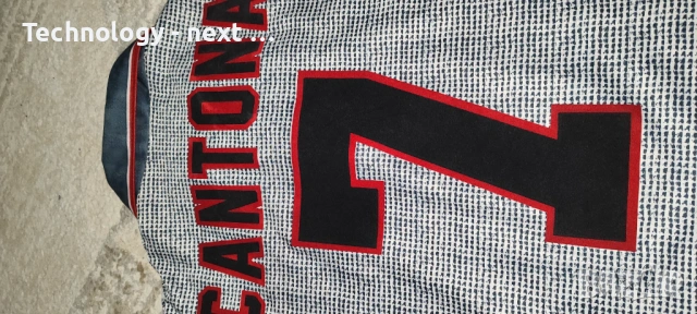 Ретро тениска Manchester United 1994/96–CANTONA 7–ОРИГИНАЛ–Umbro–Рядка, снимка 10 - Футбол - 53670607