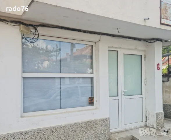 Продавам бяла алуминиева входна врата и PVC прозорец, снимка 4 - Входни врати - 56004677