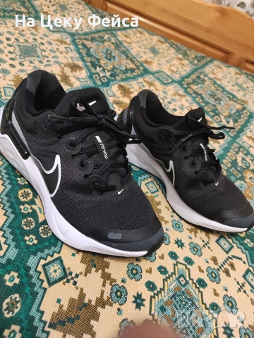 Nike Renew 37,5, снимка 2 - Маратонки - 52676342