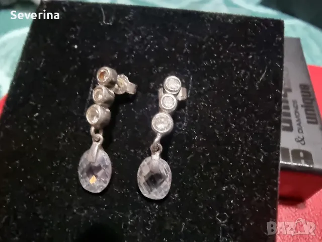 Сребърни, нови, нежни обеци с цирконий 