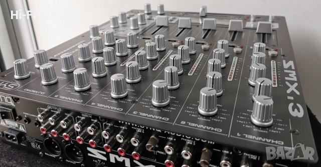 професионален мишпулт смесител миксер SYNQ SMX.3, снимка 6 - Ресийвъри, усилватели, смесителни пултове - 44491240