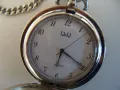 № 7957 джобен часовник  Q&Q   - с капак  - кварцов механизъм  - работещ  - с кюстек, снимка 3