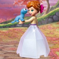 LEGO® Disney Princess™ 43198 - Дворът на замъка на Анна, снимка 5 - Конструктори - 40155425
