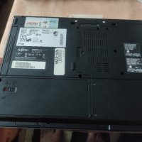 Работещ лаптоп Fujitsu Esprimo Mobile U9210 12.1" , снимка 2 - Лаптопи за дома - 41706986