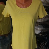 Тениска в цвят горчица с надпис от сребристи камъчета, снимка 1 - Тениски - 41799999