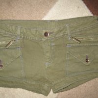 Къси панталони DIESEL   дамски,М-Л, снимка 2 - Къси панталони и бермуди - 33781350