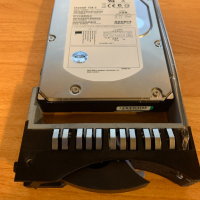 Чисто Нов SCSI HDD Seagate ST3146855LC твърд диск 15K RPM 146GB, снимка 1 - Твърди дискове - 44737217