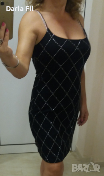 Черна рокля по тялото в тънко сребристо каре, снимка 1