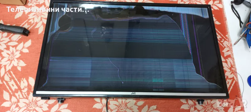 JVC LT-32V250 със счупен екран VES315WNDL-2D-N11 LC320DXJ(SF)(E1) 17MB82S 14042014 R4A 17IPS62 , снимка 1