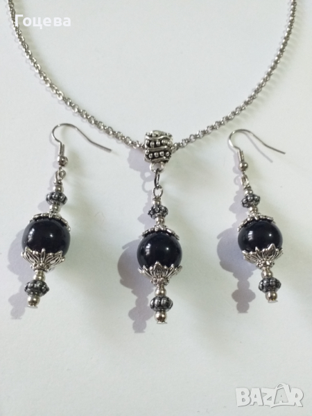Много красив комплект обици и колие с черни порцеланови мъниста и богати орнаменти в цвят Сребро , снимка 1