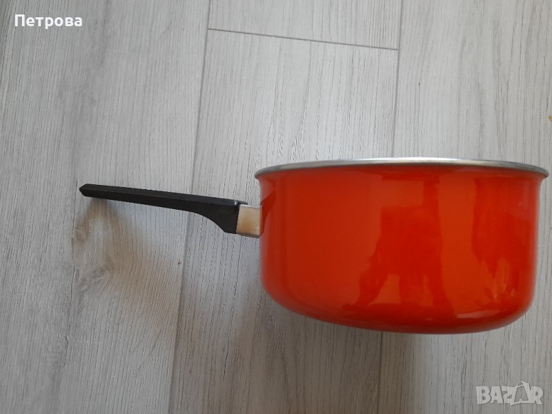 Емайлиран съд с дръжка, снимка 1