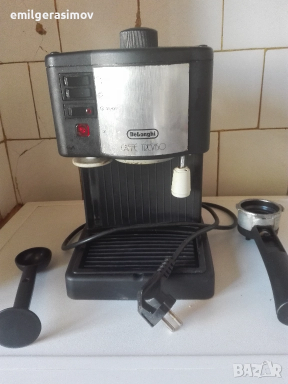 Кафемашина Delonghi treviso и лъжици за кафе. , снимка 1