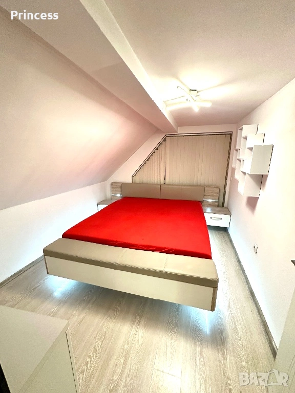 Тристаен апартамент директно от собственик , снимка 1