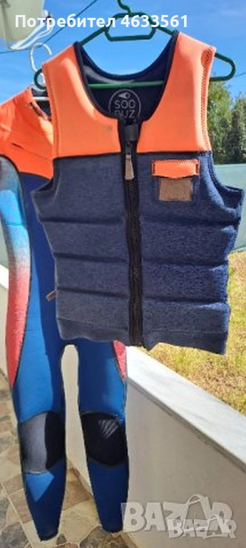 Протекторна жилетка за водни спортове Sooruz с плаваемост Sooruz размер S , снимка 1