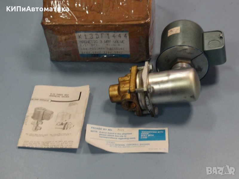 трипътен магнет вентил ITT K-13 Three Way Magnetic Valves, снимка 1