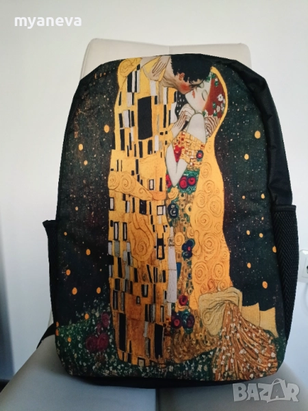 „Целувката“ на Густав Климт, артистична , унисекс, раница. , снимка 1