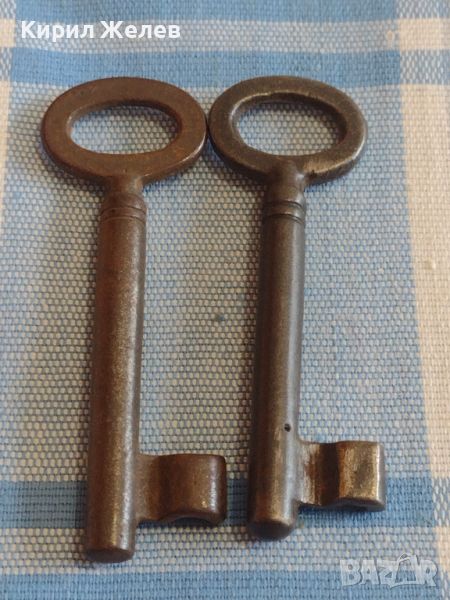 Два стари ключа от соца за брава за КОЛЕКЦИЯ ДЕКОРАЦИЯ БИТОВ КЪТ 41015, снимка 1