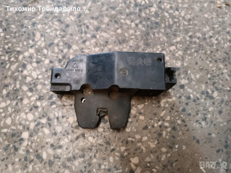 брава заден капак Citroen C4 1.6 HDI 90 конски сили 9652301980, снимка 1