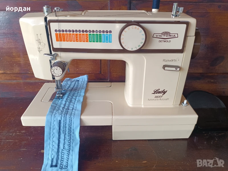 Шевна машина Victoria , снимка 1