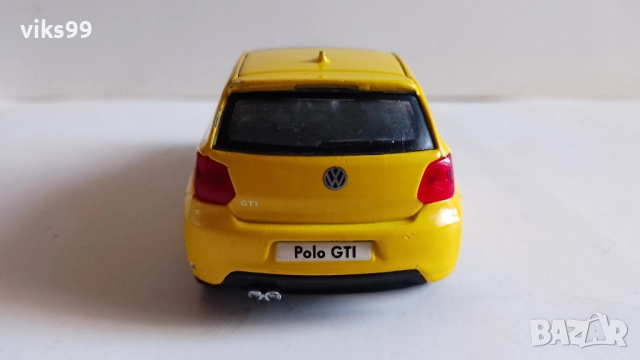 Bburago VOLKSWAGEN Polo GTI Mark 5 Мащаб 1:32, снимка 4 - Колекции - 52809598