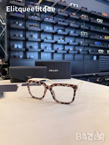 очила с черен обикновен калъф и Ув защита prada, снимка 9 - Слънчеви и диоптрични очила - 52415798