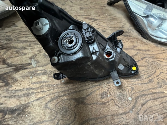 Оригинален ляв фар за Toyota Aygo/ Тойота Айго. 14-18г. , снимка 4 - Части - 53246386