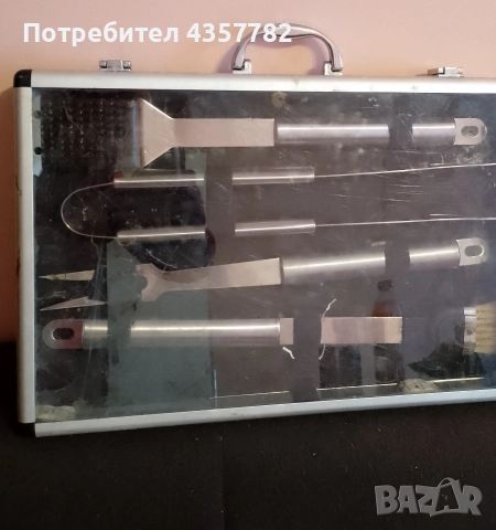 Комплект за барбекю в куфар 