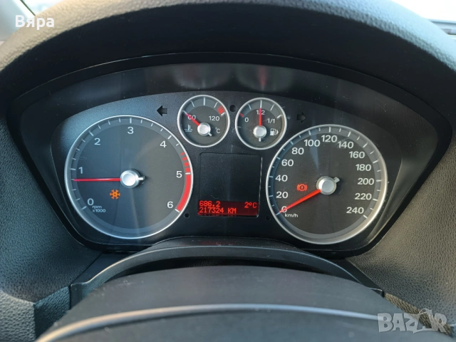 Ford C-max Facelift 1.6 TDCI 90 k.c., снимка 12 - Автомобили и джипове - 53583311