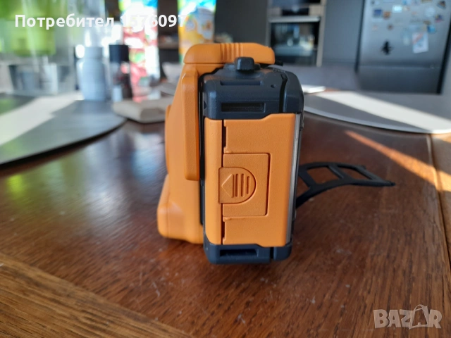 Филмов фотоапарат водо и снего устойчив Canon AS-6 за ремонт или части., снимка 3 - Фотоапарати - 53406294