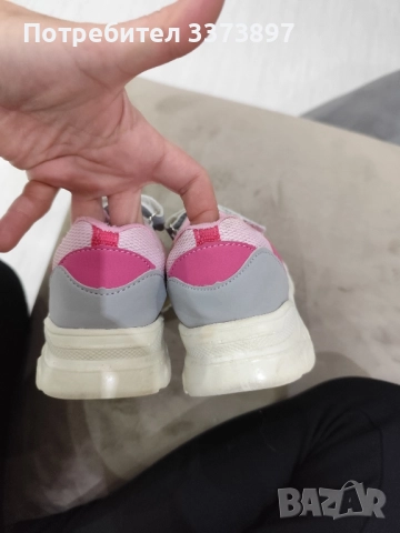 Детски маратонки за момиче , снимка 3 - Детски маратонки - 52448449