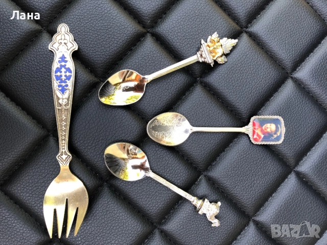 Висулка медальон на верижка, снимка 6 - Колиета, медальони, синджири - 41469568