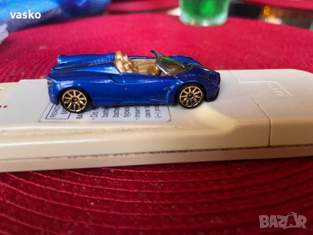Hotwheels-Pagani,нов, снимка 3 - Колекции - 41705746