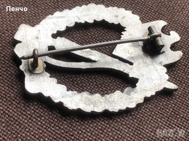 стар немски нагръден знак - WEHRMACHT - WWII - ОРИГИНАЛ, снимка 4 - Антикварни и старинни предмети - 49664536