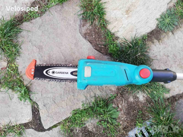 Gardena Акумулаторен телескопичен храсторез и резачка за клони, снимка 1 - Градинска техника - 48882895