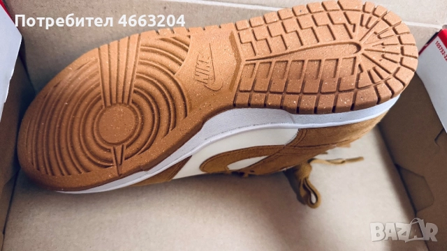 Nike Dunk Low, снимка 4 - Маратонки - 52593777