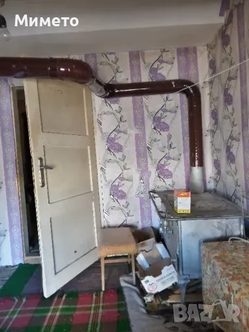 Давам под наем квартира до Медицинският институт в Плевен, в къща таванска стая, снимка 1