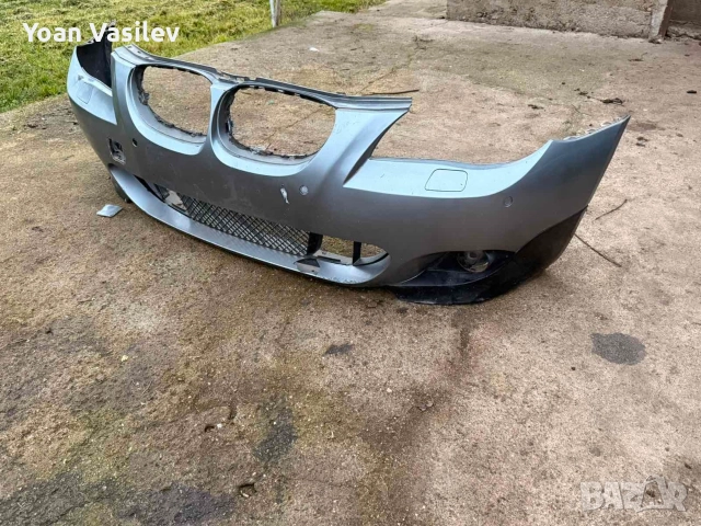 Предна М броня за BMW E60 , снимка 2 - Части - 52886509