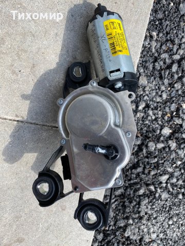 Машинка за задна чистачка от Алтеа ХЛ, снимка 2 - Части - 40432922